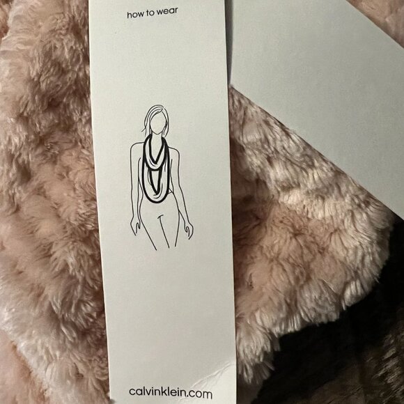 Calvin Klein Light Pink Infinity Scarf (very Soft) - Picture 6 of 7